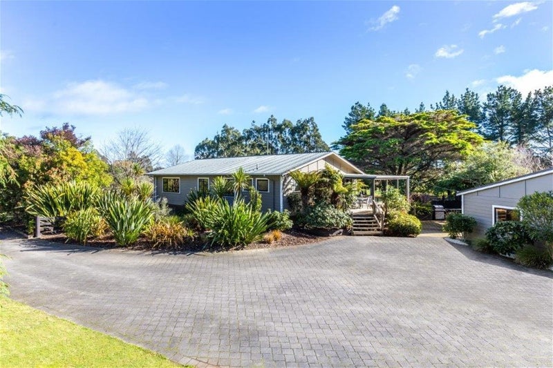 233 Caroline Drive, Maunganamu, Taupō - Carousel 2