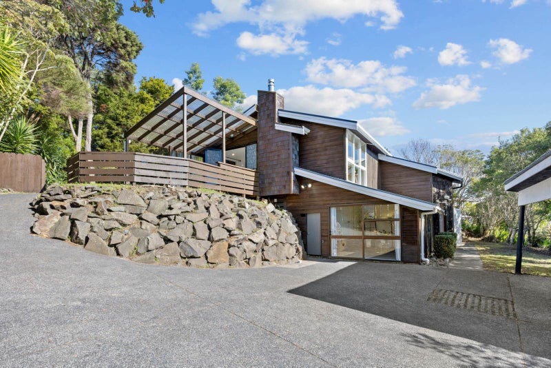 41 Bushlands Park Drive, Albany, Auckland - Carousel 1