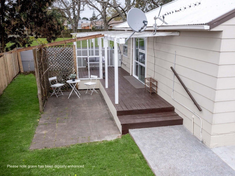 9B Waterfront Road, Mangere Bridge, Auckland - Carousel 2