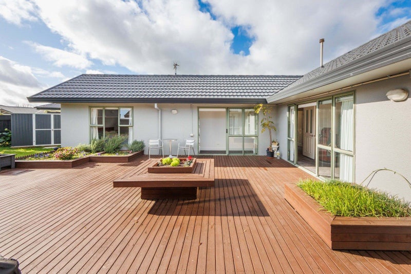 82 James Line, Kelvin Grove, Palmerston North - Carousel 2