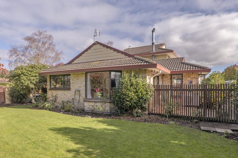 3 Mulberry Place, Redwood, Christchurch - Carousel 1