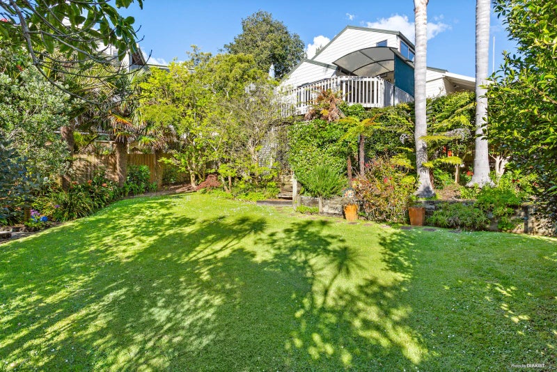 3 Poaka Place, Beach Haven, Auckland - Carousel 2