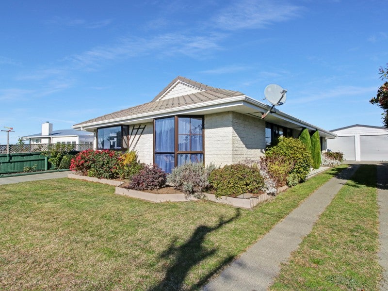2A Seabury Avenue, Foxton Beach, Foxton - Carousel 2