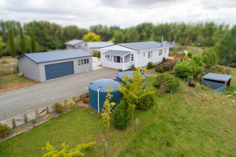 42 Hastings Street, Halcombe, Feilding - Carousel 2