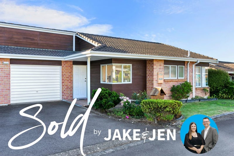 30 The Grove, Red Beach, Whangaparāoa - Carousel 1