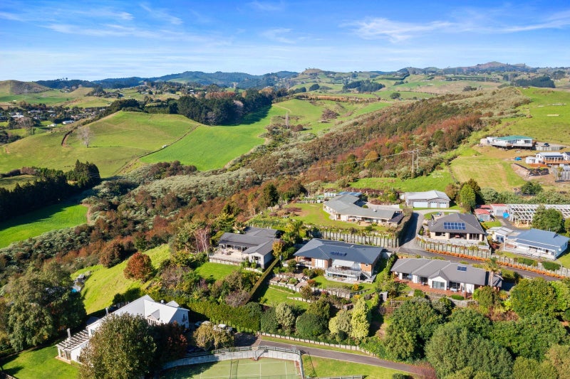 21 Tobacco Hill, Welcome Bay, Tauranga - Carousel 48