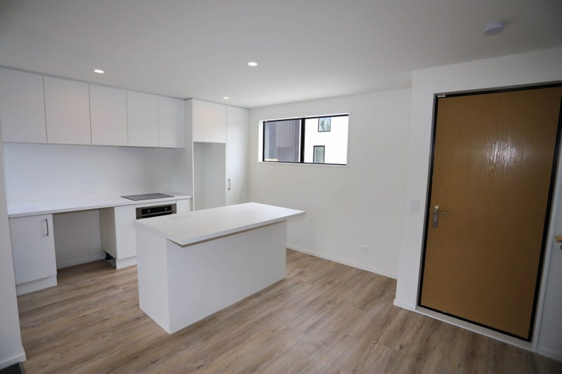 4/130 Olliviers Road, Phillipstown, Christchurch - Carousel 2