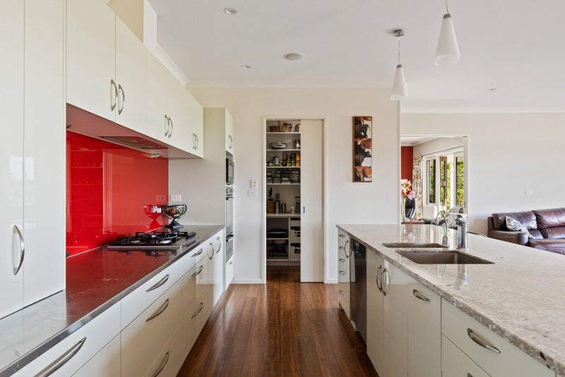 111 Hurworth Road, Hurworth, New Plymouth - Carousel 2