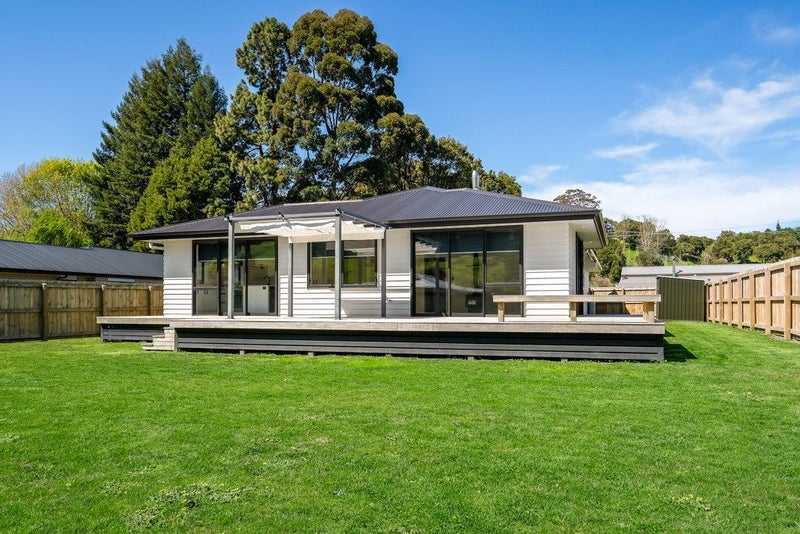 107 Valley Road, Mangapapa, Gisborne - Carousel 1