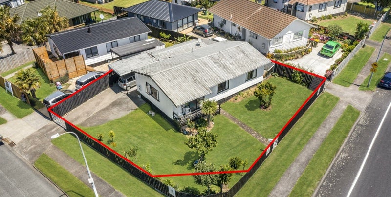 1/66A Burundi Avenue, Clendon Park, Auckland - Carousel 2