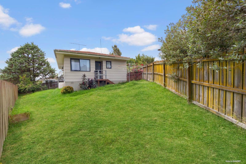 70 Gallony Avenue, Massey, Auckland - Carousel 2