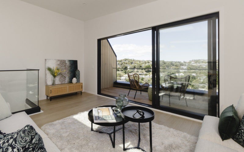 111 Tiketike Way, Brooklyn, Wellington - Carousel 2