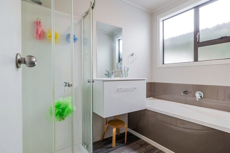 24 Drake Street, Awapuni, Palmerston North - Carousel 2