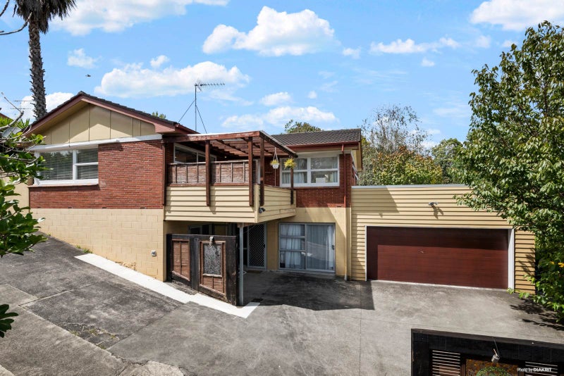 29 Bert Wilson Place, Cockle Bay, Auckland - Carousel 2