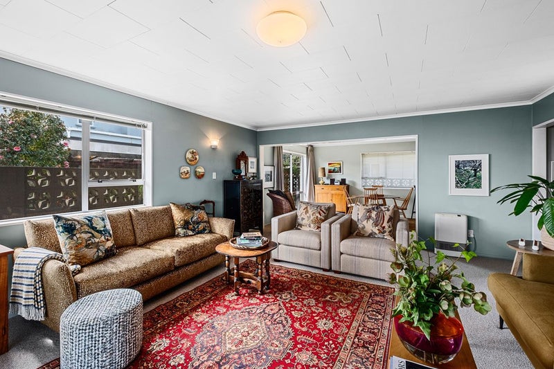 12A Beach Street, Fitzroy, New Plymouth - Carousel 1