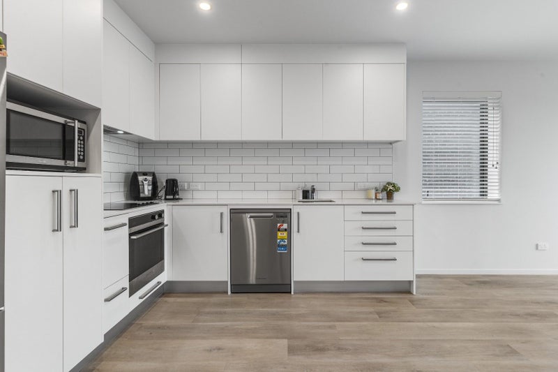 201/2 Ko Street, Northcote, Auckland - Carousel 2