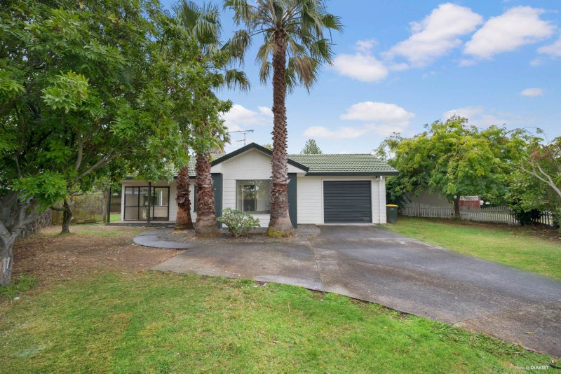 58 Riverton Drive, Randwick Park, Auckland - Carousel 2