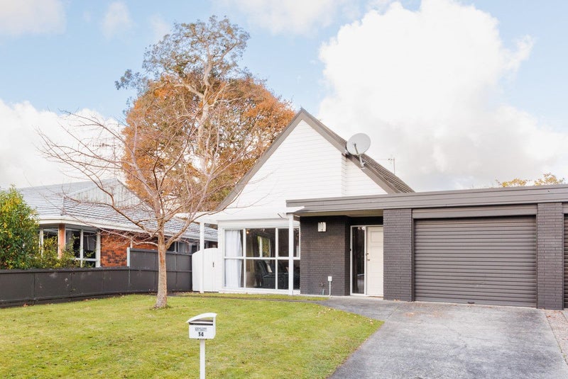 14 Seaton Court, Hokowhitu, Palmerston North - Carousel 1