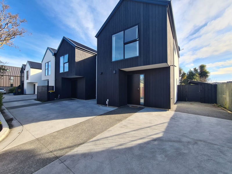 2/31 Champion Street, Edgeware, Christchurch - Carousel 1