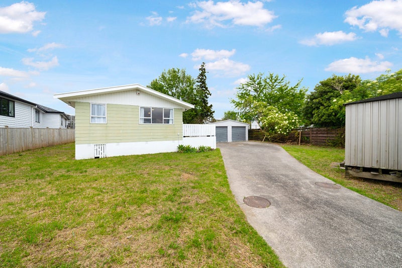 29 Glynnbrooke Street, Te Atatu South, Auckland - Carousel 2