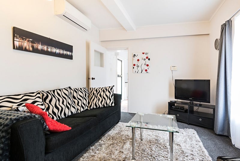 16 Crieff Street, Northland, Wellington - Carousel 1