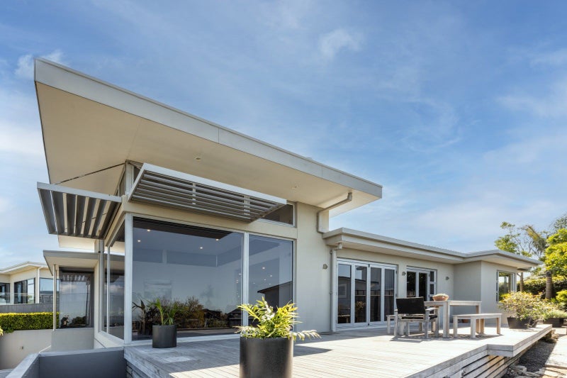 43 Guys Hill Road, Hospital Hill, Napier - Carousel 1