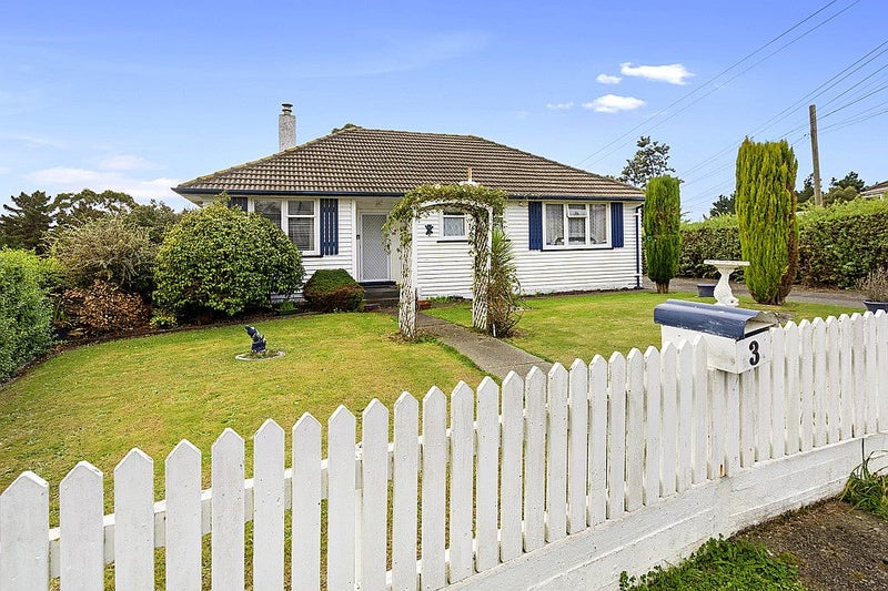 3 Cheshire Street, Cannons Creek, Porirua - Carousel 1