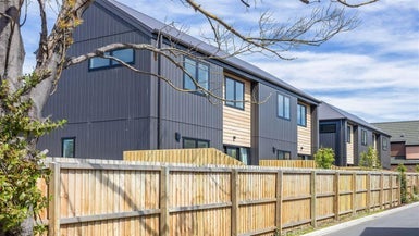 1/417 Madras Street, St Albans, Christchurch - Carousel 1