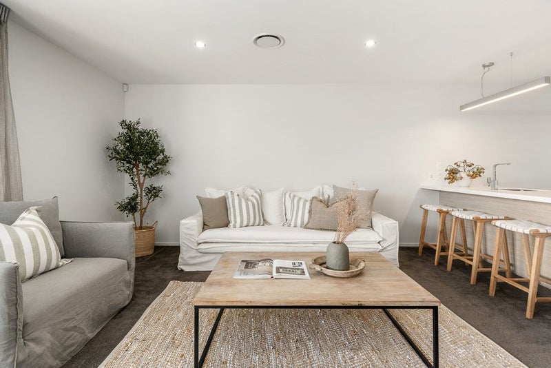 2/277 Kilmore Street, Christchurch Central, Christchurch - Carousel 2