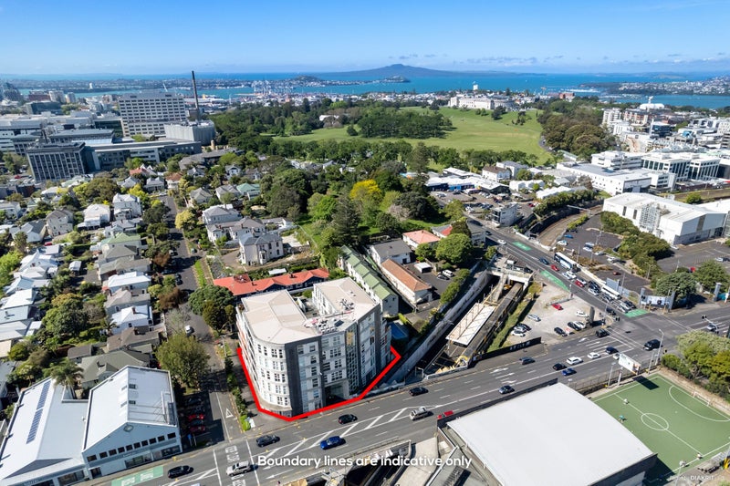 G05/246 Khyber Pass Road, Newmarket, Auckland - Carousel 2