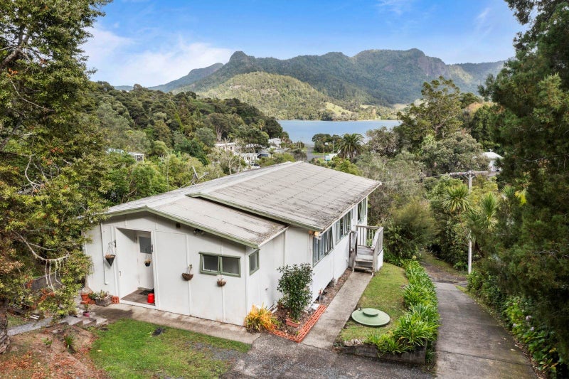 1095 Huia Road, Huia, Auckland - Carousel 2