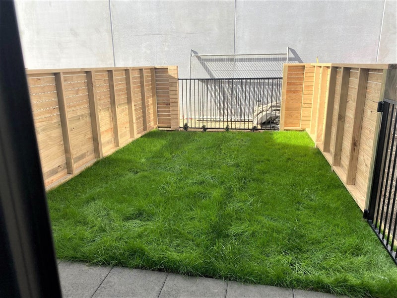 2 Te Ara O Te Amo Hohipene, Petone, Lower Hutt - Carousel 7