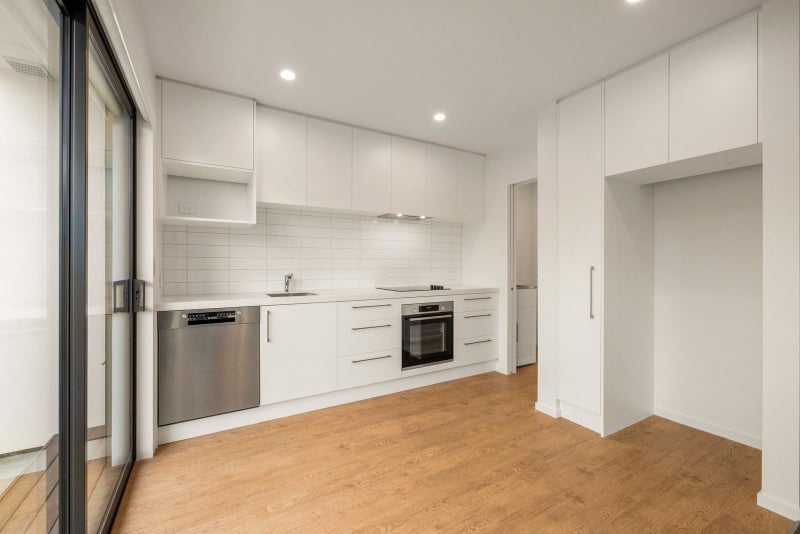 4/505 Durham Street North, St Albans, Christchurch - Carousel 2
