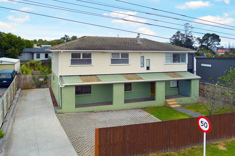 102 Tirimoana Road, Te Atatu South, Auckland - Carousel 2