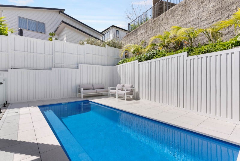 16 Turutu Place, Long Bay, Auckland - Carousel 2