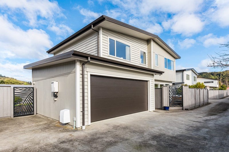 20C Moohan Street, Wainuiomata, Lower Hutt - Carousel 1