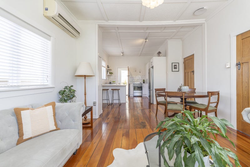 1/17 Elm Street, Avondale, Auckland - Carousel 2