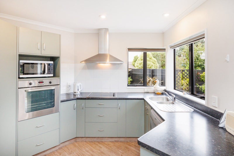 49 Peter Hall Drive, Kelvin Grove, Palmerston North - Carousel 2