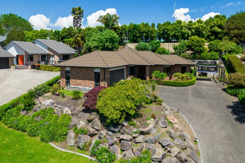 39 Highgrove Place, Bethlehem, Tauranga - Carousel 1