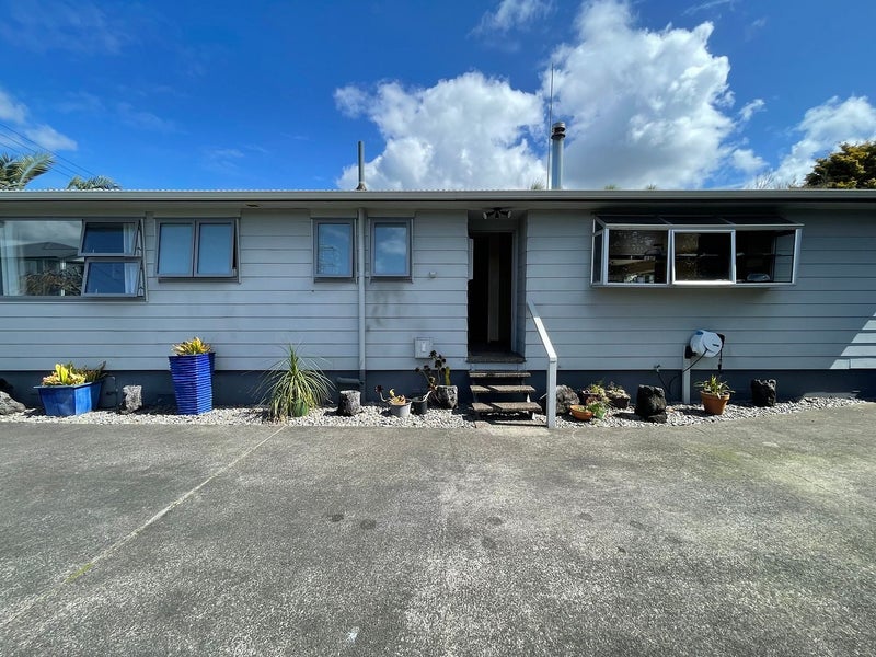 4 Airfield Road, Takanini, Auckland - Carousel 2