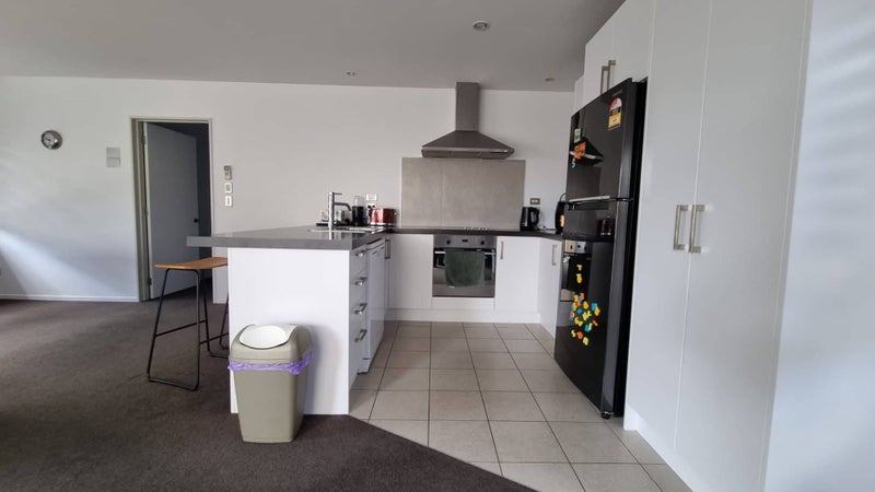 4 Annies Lane, Aidanfield, Christchurch - Carousel 2