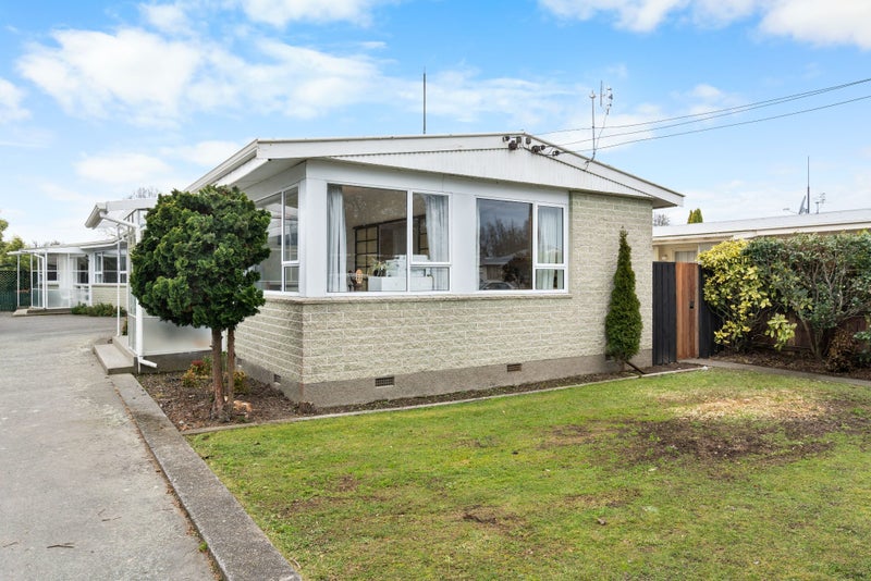 1/33 Prestons Road, Redwood, Christchurch - Carousel 1