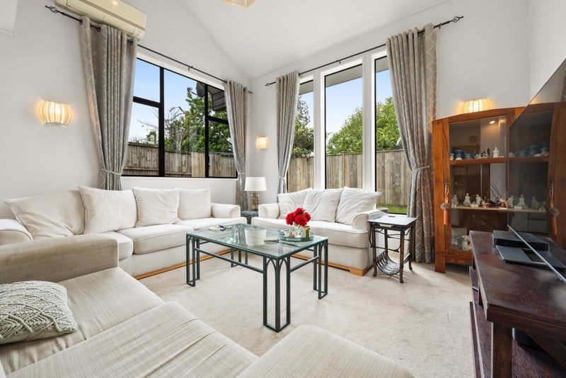 91 Meadway, Sunnyhills, Auckland - Carousel 2