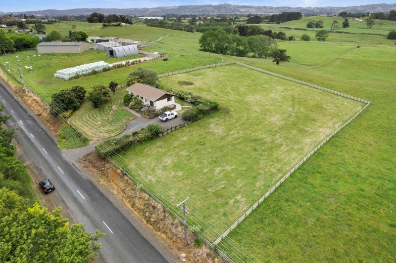 83 Sim Road, Papakura - Carousel 1