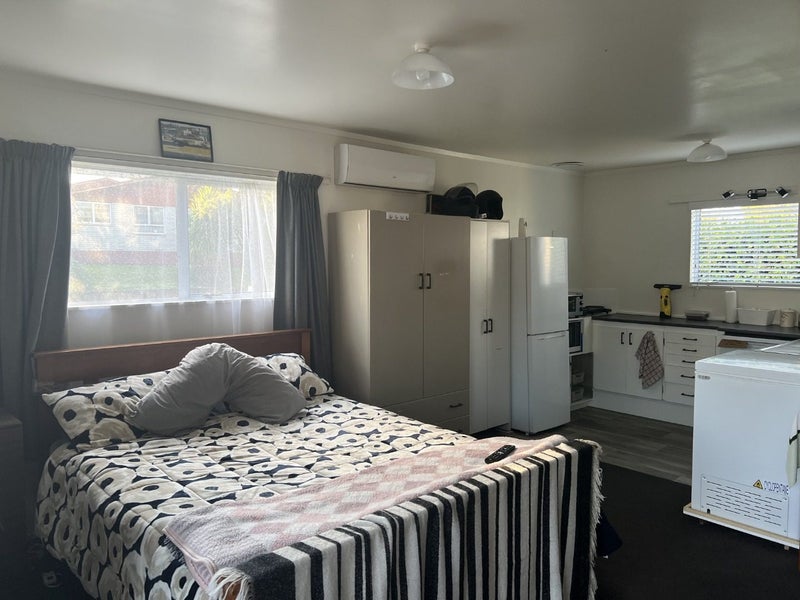 20 Minifie Avenue, Melville, Hamilton - Carousel 2