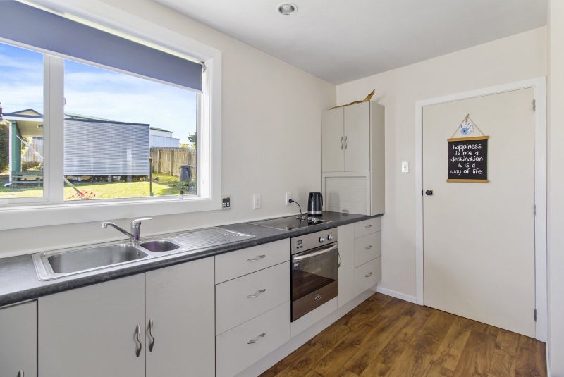 9 Hawkey Street, Kensington, Timaru - Carousel 2