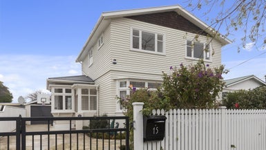 15 Ariki Street, Boulcott, Lower Hutt - Carousel 1