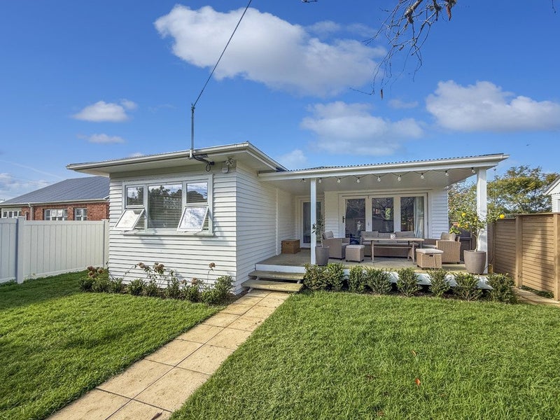 127 Paihia Road, One Tree Hill, Auckland - Carousel 1