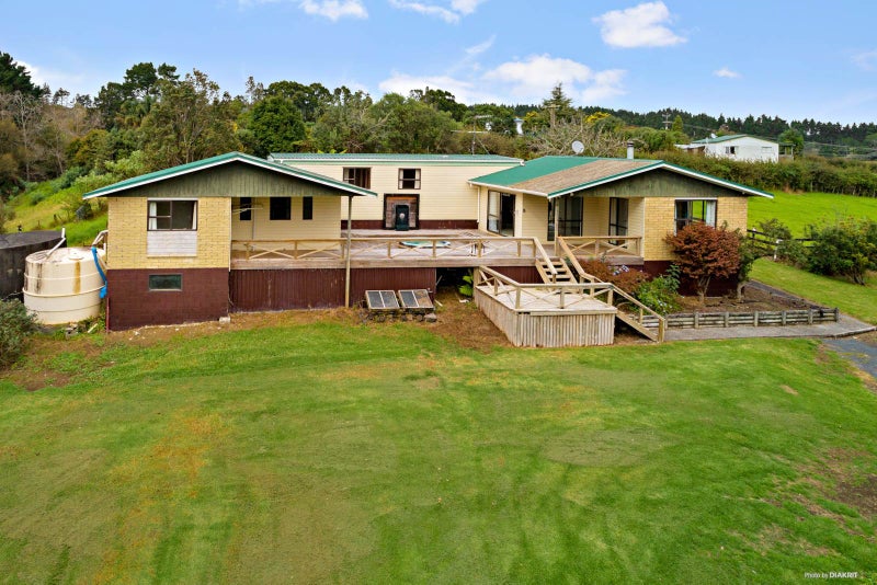 98 Reid Road, Waiuku - Carousel 1