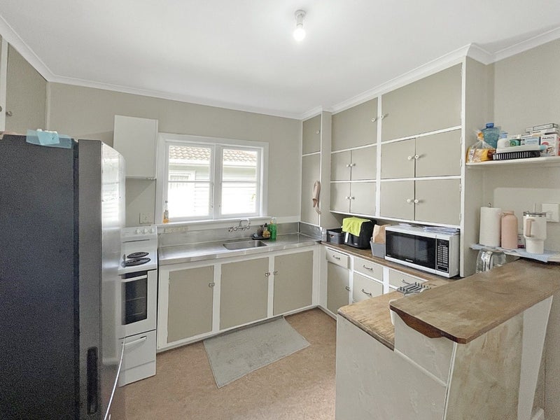 145 Main Road, Wainuiomata, Lower Hutt - Carousel 2